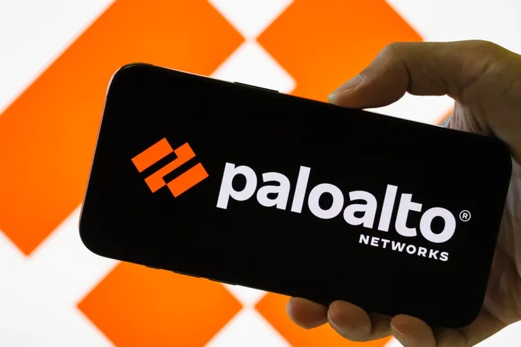 Palo Alto Networks Forecasts Fiscal 2026 Revenue and Profit Above Estimates, Boosted by AI-driven Cybersecurity Demand — Stockburger