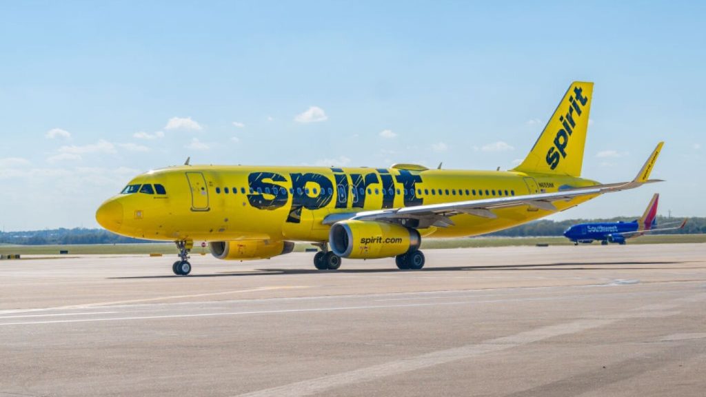 Spirit Aviation Stock Collapses Over 40% as Airline Warns of Cash Shortfall and Possible Shutdown — Stockburger