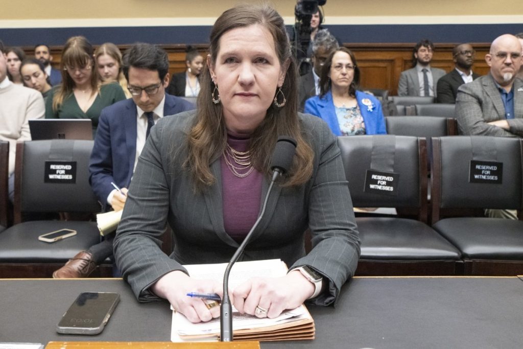 U.S. Chief Justice Temporarily Allows Trump to Remove FTC Commissioner — Stockburger