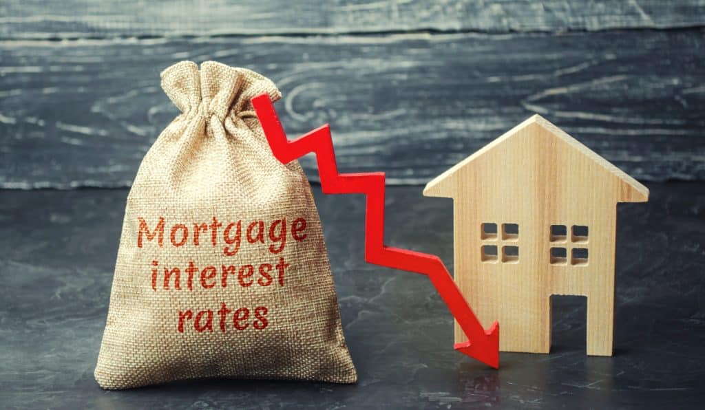 Mortgage Rates Fall to 11-Month Low as Weak Job Data and Fed Speculation Drive Market Activity — Stockburger